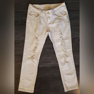 NV White Denim Capri